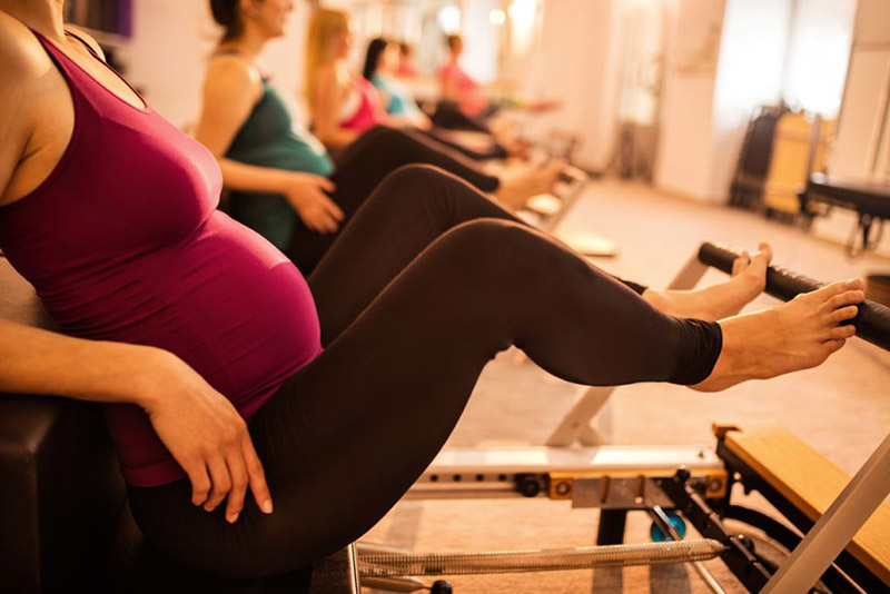 Пилатес при беременности: преимущества и противопоказания